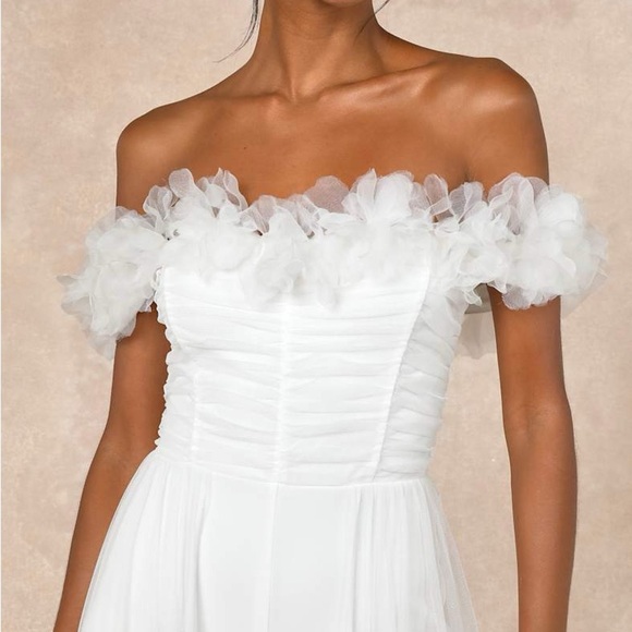 Lulus Modern Devotion White 3D Flower Tulle Overlay Pant Jumpsuit, White,Size S - Picture 3 of 16